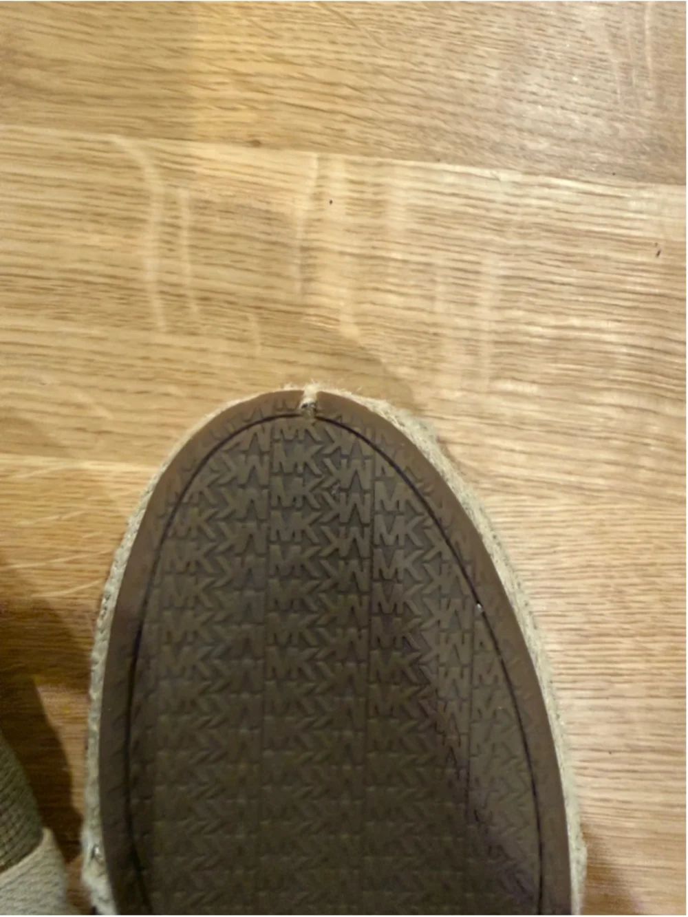 Women's Michael Kors Gold Beige Espadrilles Size 9.5